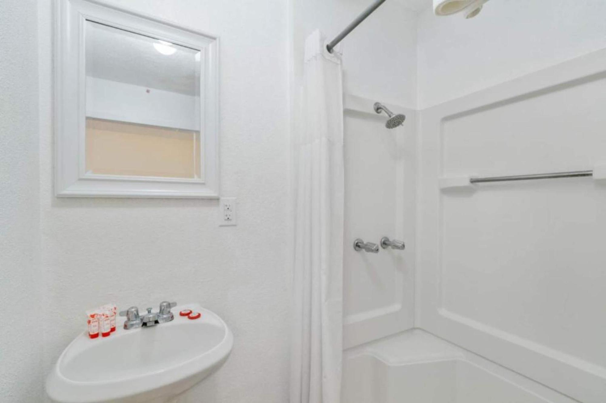Oyo Hotel Rockport- Bay View Экстерьер фото