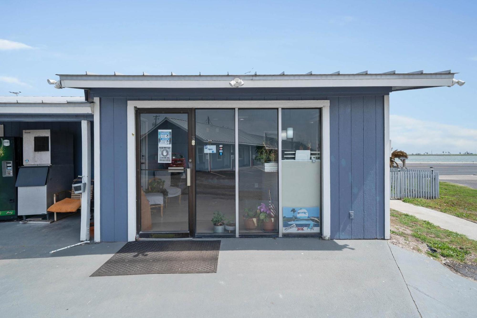 Oyo Hotel Rockport- Bay View Экстерьер фото