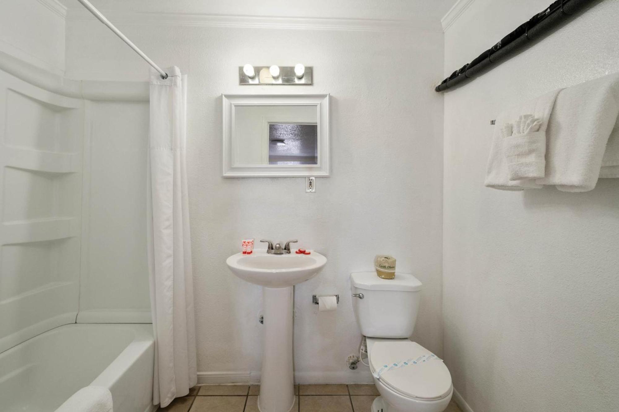 Oyo Hotel Rockport- Bay View Экстерьер фото