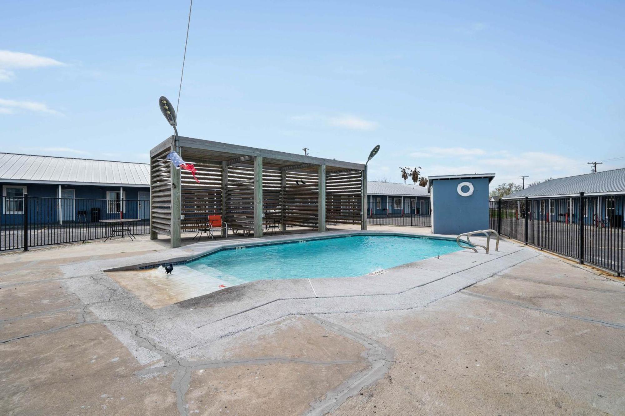 Oyo Hotel Rockport- Bay View Экстерьер фото