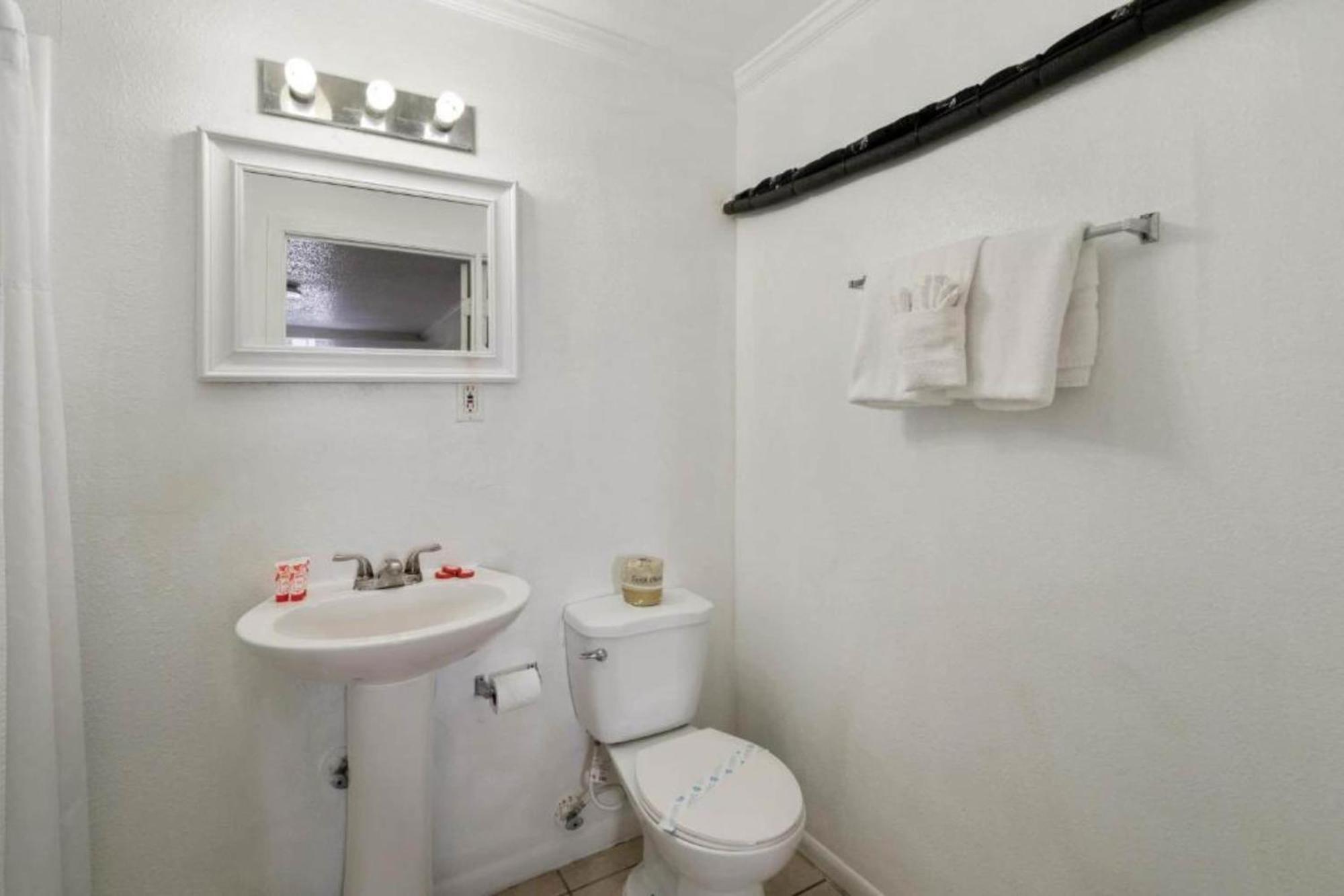 Oyo Hotel Rockport- Bay View Экстерьер фото